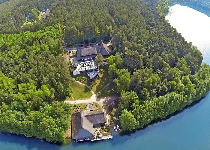 Nyaraló Ferienhaeuser Im Naturresort