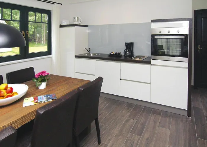 Nyaraló Ferienhaeuser Im Naturresort Drewitz